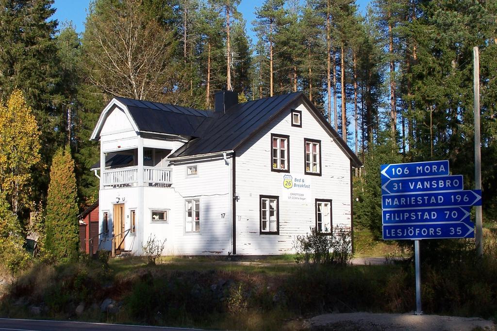 Bed and Breakfast Route 26 Laxtjarn Экстерьер фото